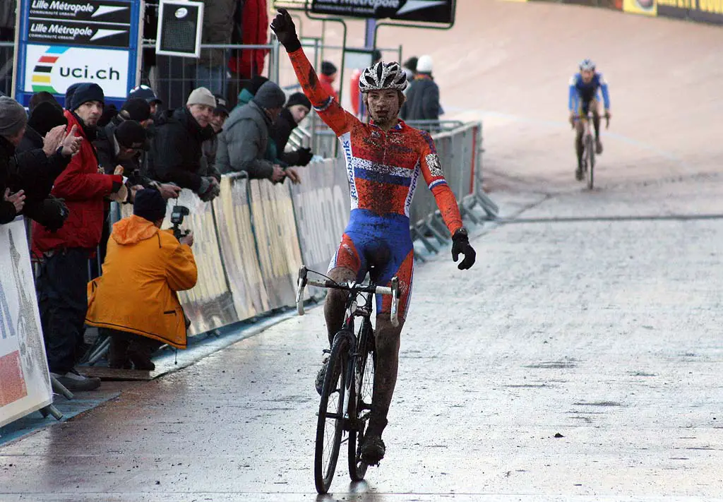 Van der Poel takes the win. ? Bart Hazen