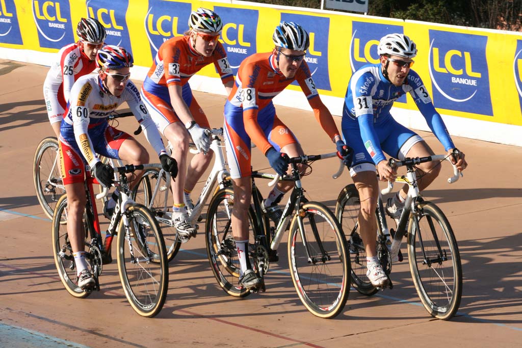 U23 riders take to the course in Roubaix. ? Bart Hazen
