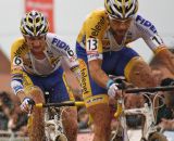 Rob Peeters leads teammate Bart Wellens through the sand © Dan Seaton