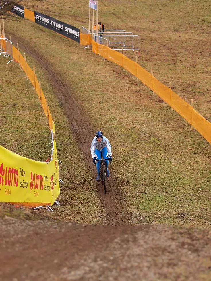 Riders will be tested by the undulating course. © Jonas Bruffaerts