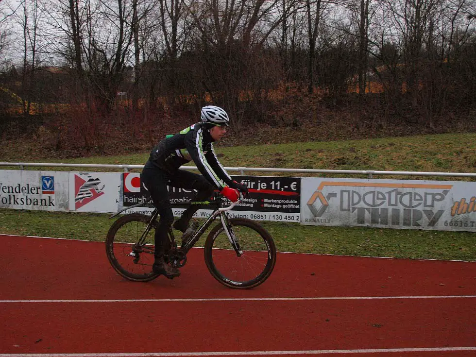 The Cyclocrossworld prepared by Cannondale riders are ready for the sprint. © Jonas Bruffaerts