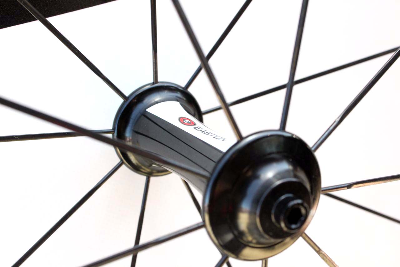 The EC90SL clincher wheelset\'s R4 hubs are the same ones featured on the tubular wheels and offer ceramic bearings. ? Cyclocross Magazine