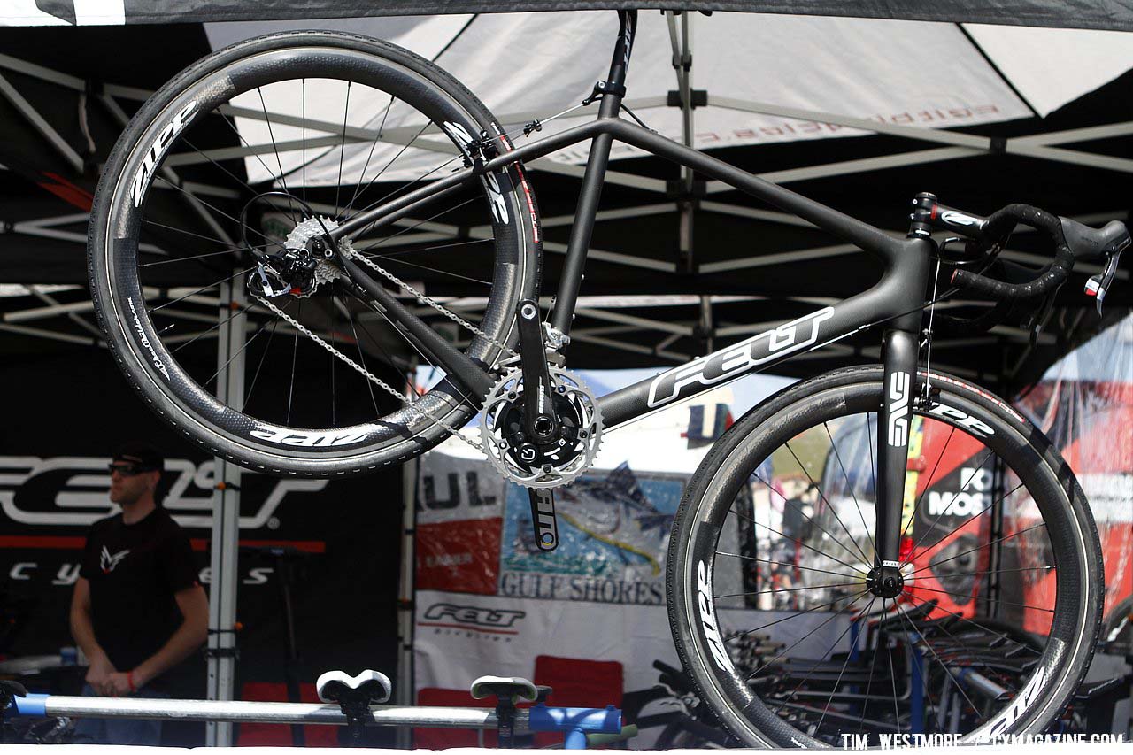 Felt F2X Di2 carbon cyclocross bike. © Tim Westmore / cxmagazine.com