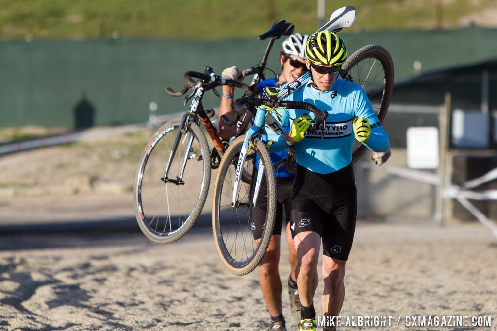 Women heading through the sand during cyclocross at Sea Otter. © Mike Albright
