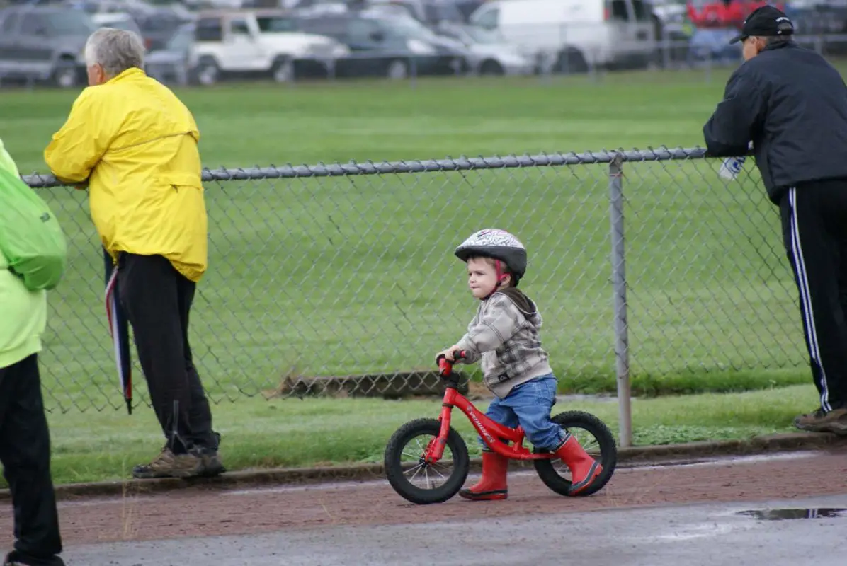 Racers of all sizes were getting after it. © Kenton Berg