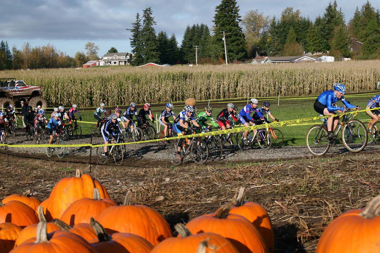 Seattle Cyclocross #5, Maris Farm, November 1, 2009. ? Janet Hill