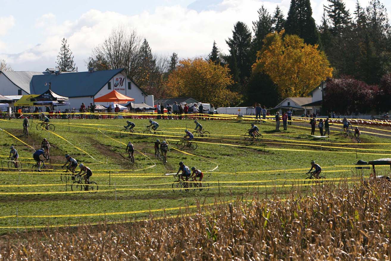 Seattle Cyclocross #5, Maris Farm, November 1, 2009.