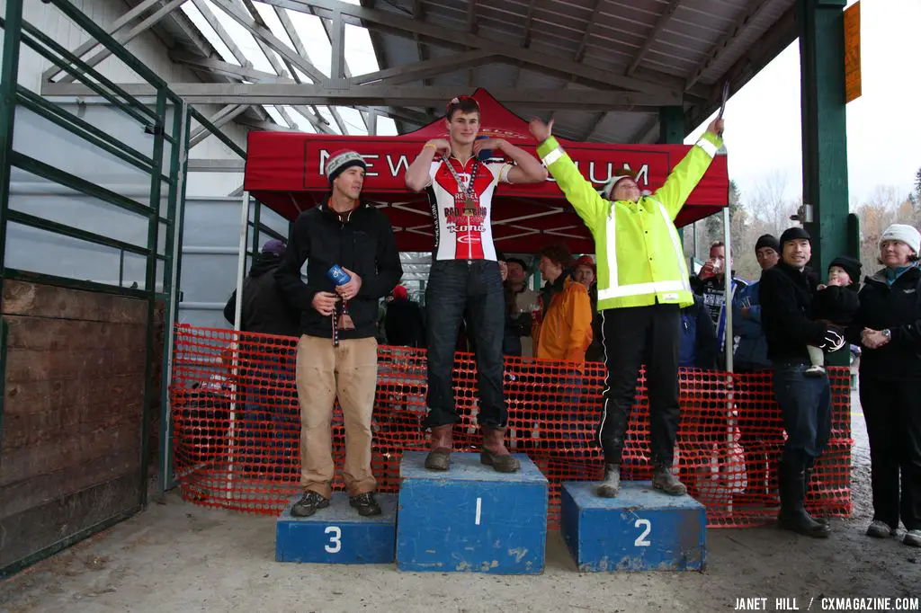 Seattle Cyclocross series finale. © Janet Hill