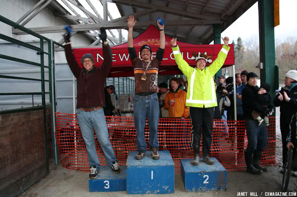 Seattle Cyclocross series finale. © Janet Hill