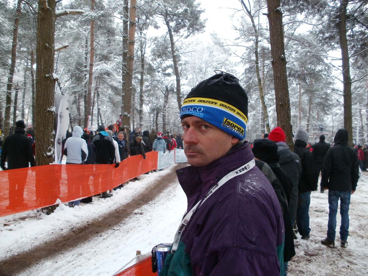 Jonas post-Kalmthout, looking tired with his beer in hand ©Christine Vardaros