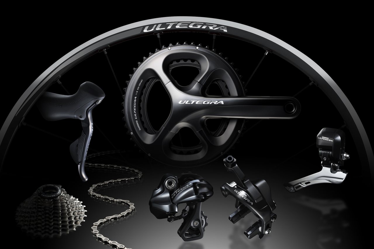 Ultegra 6870 Di2 11-speed components. © Shimano