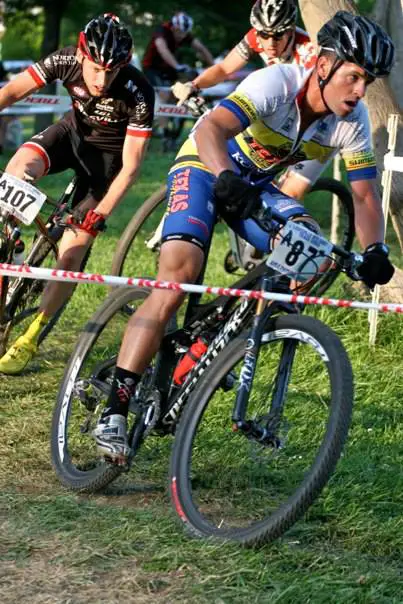 Racing short track at Eva Bandman Park. It\'s not cyclocross, but it\'s close! © Marcia Seiler