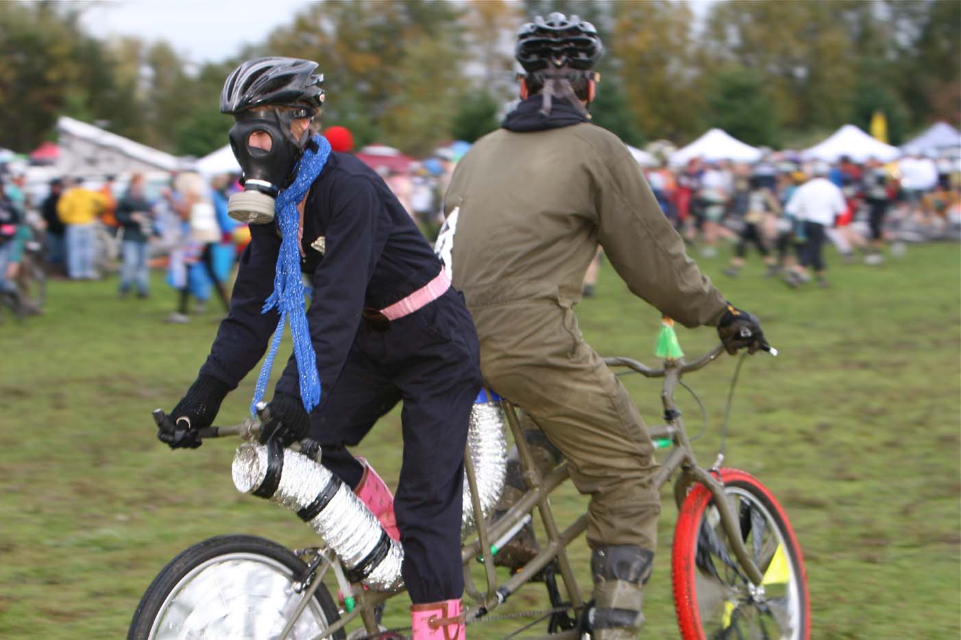 This tandem was powered by beans, but stoker avoids deadly fumes. ? Janet Hill / spotshotphotography.com