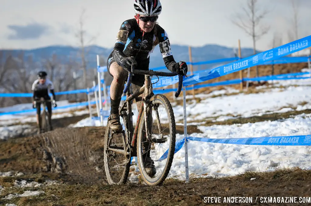 Ellen Noble tries to keep Ellen Sherrill at bay. © Steve Anderson