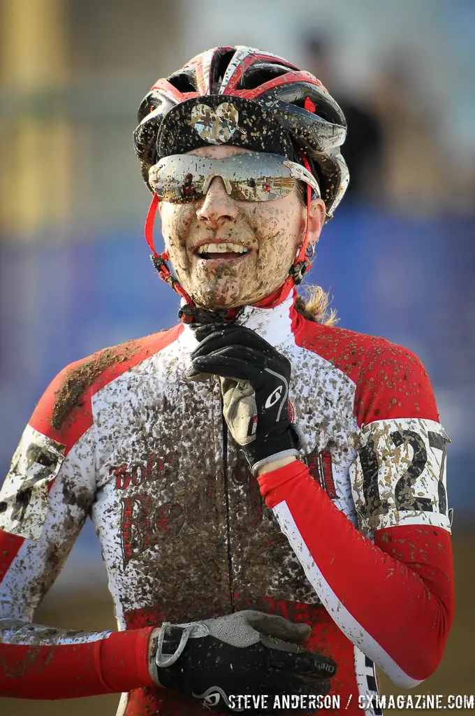 Mo Bruno-Roy zipping up post-race. © Steve Anderson