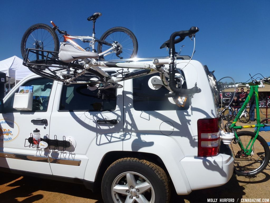 Suction cup car mount. © Cyclocross Magazine