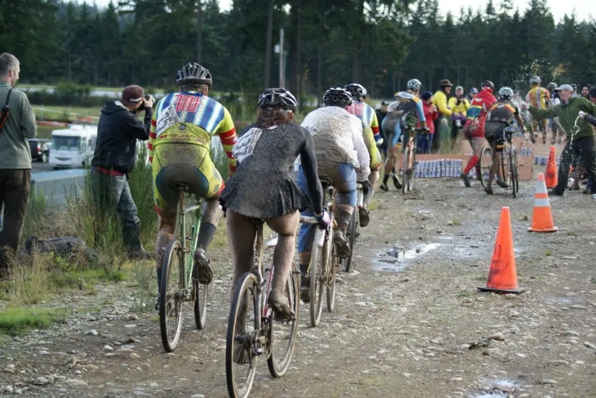 Wendy Simms approaching the gauntlet of beer ©Kenton Berg