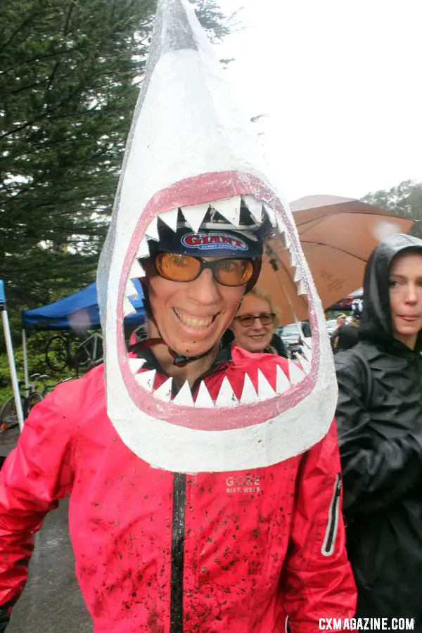 Former pros like Rachel LLoyd came out of retirement, in costume, for the event. SSCXWC 2011 © Cyclocross Magazine