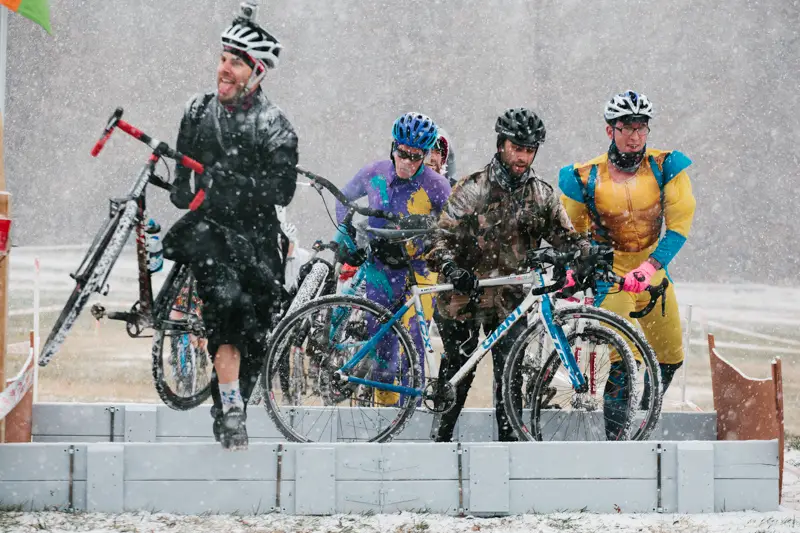 The men\'s start at SSCXWC 2013. ©  Dominic Mercier