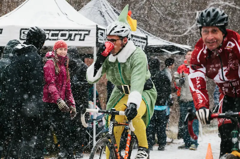 This elf is slacking off in the busy season. SSCXWC 2013. ©  Dominic Mercier