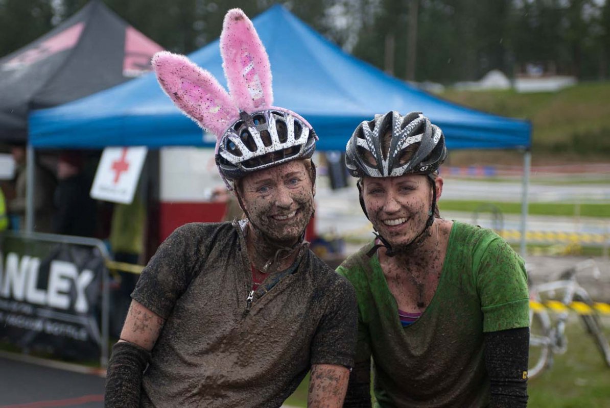 Two muddy girls who survived SSCXWC © Karen Johanson