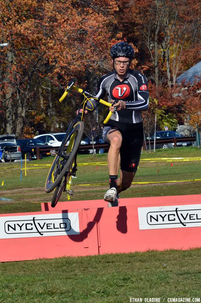 Edwin Bull on the barriers. © Ethan Glading