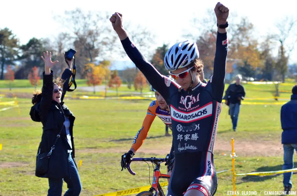 Richard Sachs\' rider Dan Chabanov takes the win at Staten CX. © Ethan Glading