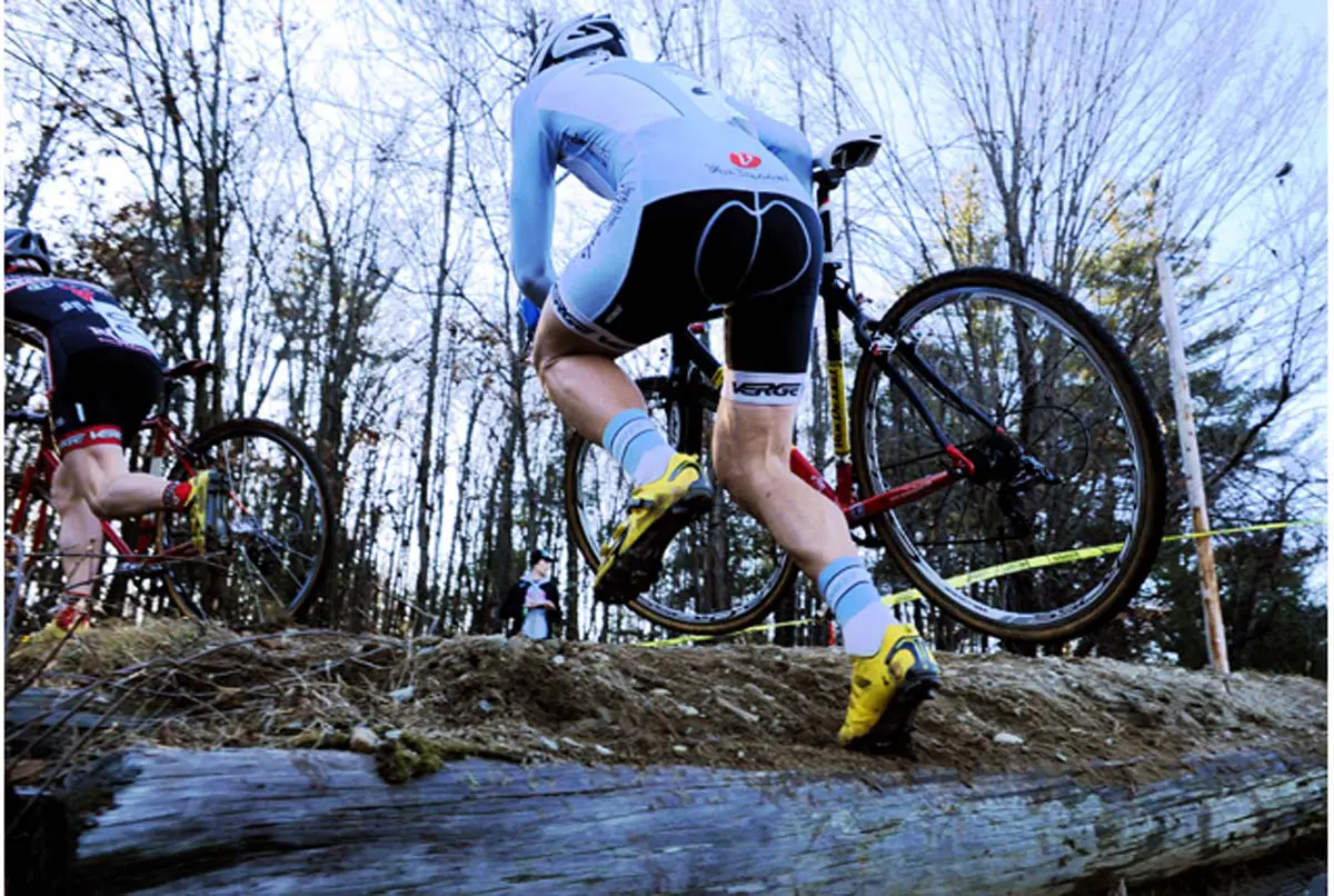 Adam Myerson on the run in Sterling.? Natalia McKittrick, Pedal Power Photography, 2009