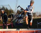Alec Donahue tackles the barriers in Sterling.? Natalia McKittrick, Pedal Power Photography, 2009