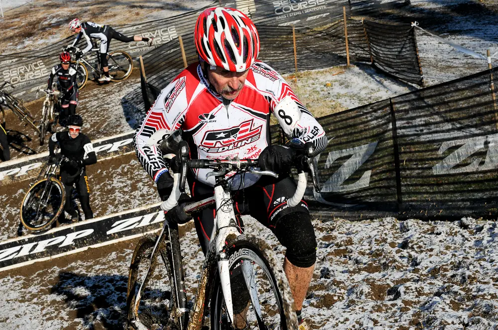 Glen Norton of Team Redline on his way to the win in the mens 60-64 race. ©Steve Anderson