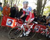 Klaas Vantornout leads Tom Meeusen up the climb. ©Bart Hazen