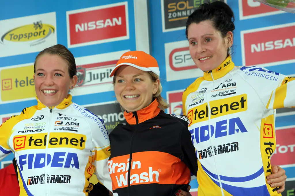 2011 Asper-Gavere women\'s podium. ©Bart Hazen