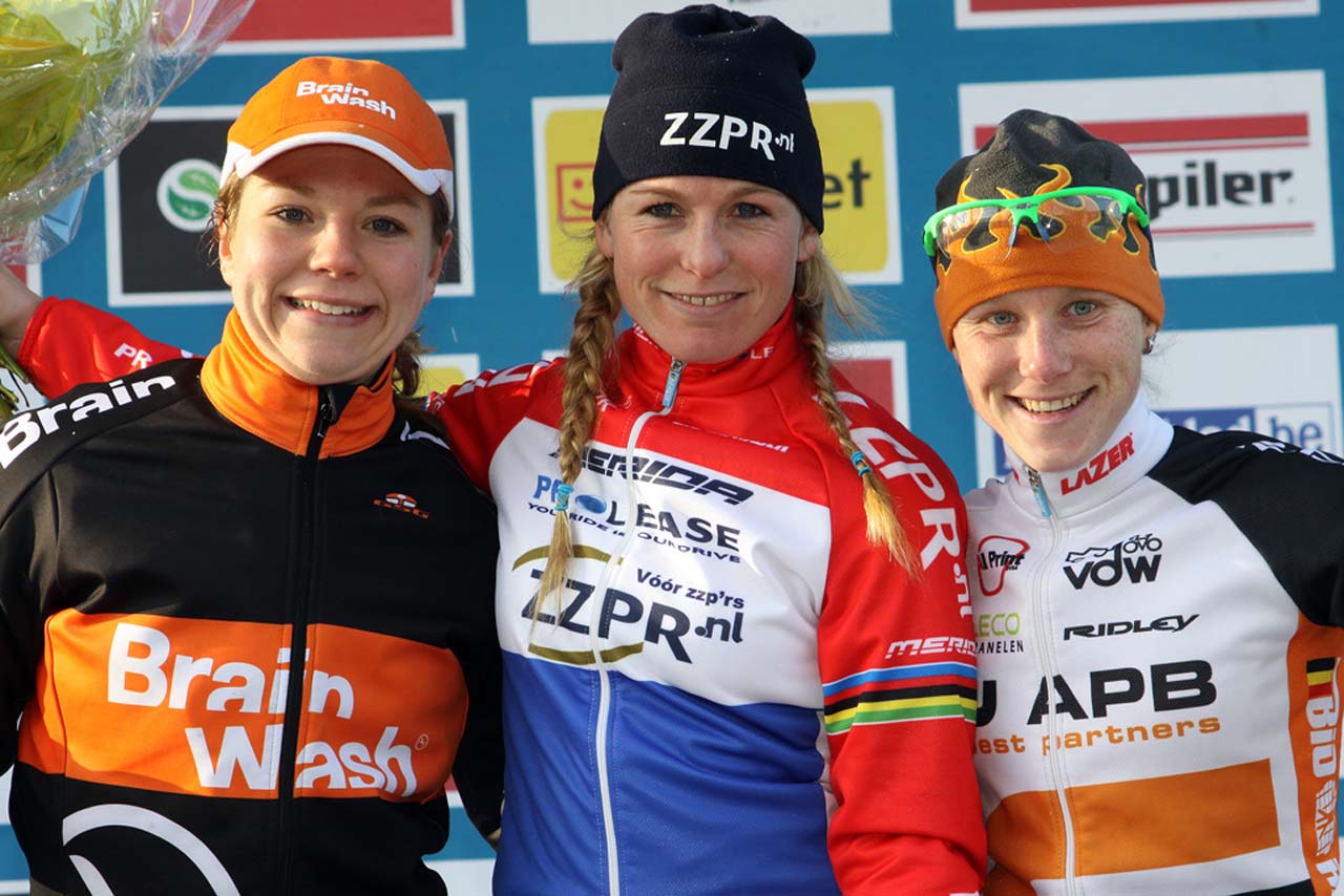 Elite women's Gieten podium  © Bart Hazen