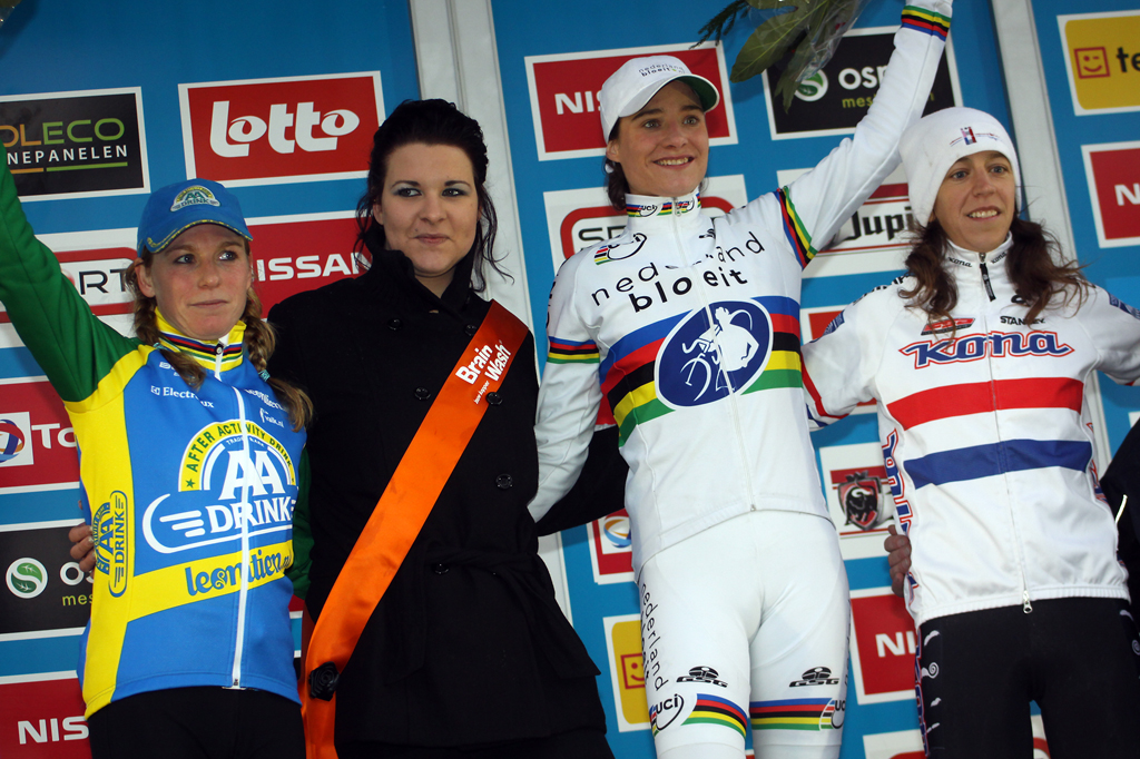 Women\'s podium. © Bart Hazen