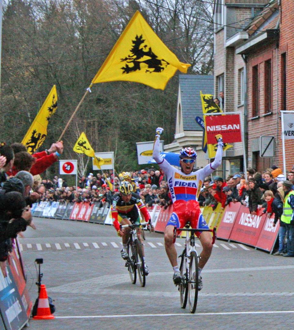 Stybar beats Nys in a sprint at Superprestige Hamme Zogge 2009 ?Dan Seaton