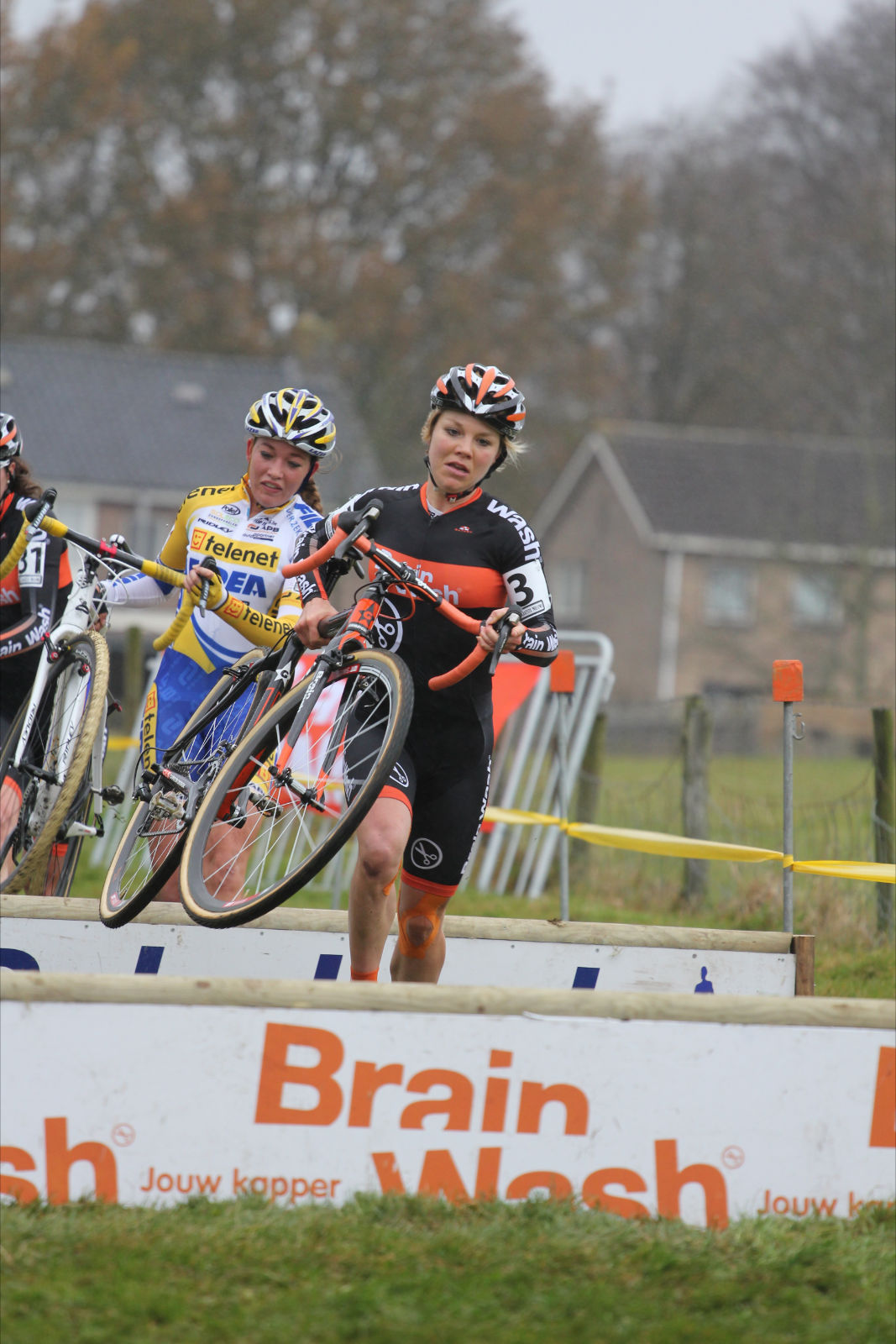 A crash eventually removed van Paassen from contention. © Thomas van Bracht.