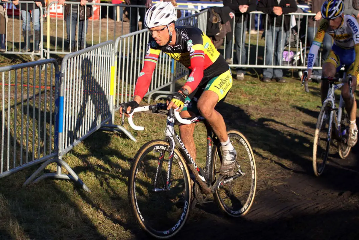 Sven Nys is looking to take things a step higher on the Koppenberg. © Bart Hazen