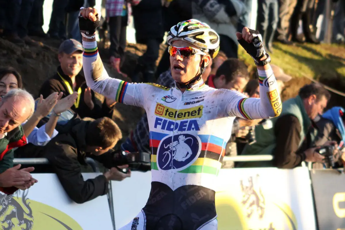 Stybar takes the win. © Bart Hazen