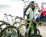 Sven Nys' deciding disc brakes or cantis to contest his own GP Sven Nys in Baal. He choose disc brakes.  © Cyclocross Magazine