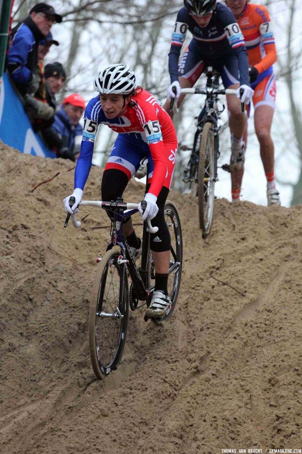 Helen Wyman took the holeshot before falling back. ©Thomas Van Bracht 