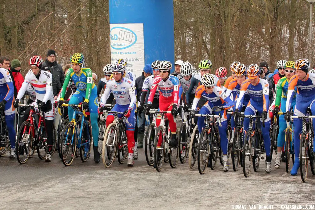 The elite men at GP Heuts in Heerlen. © Thomas Van Bracht