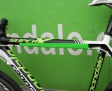 It may be a prototype, but even the elictral tape quick cable routing fix is in Cannondale bright green. ©Cyclocross Magazine It may be a prototype, but even the elictral tape quick cable routing fix is in Cannondale bright green. ©Cyclocross Magazine
