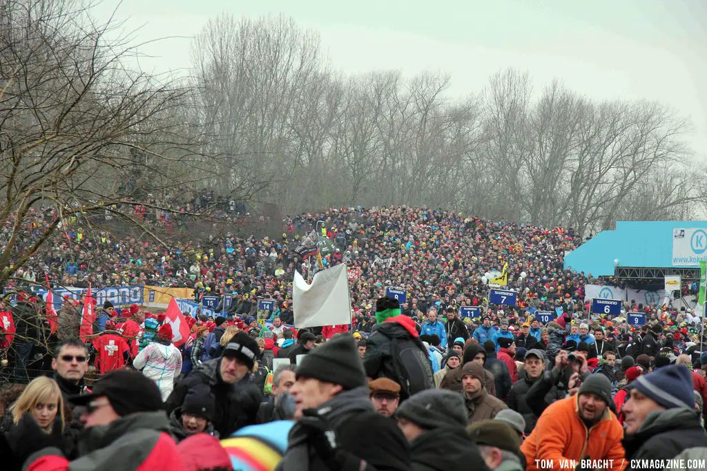 A sea of fans. ©Thomas van Bracht