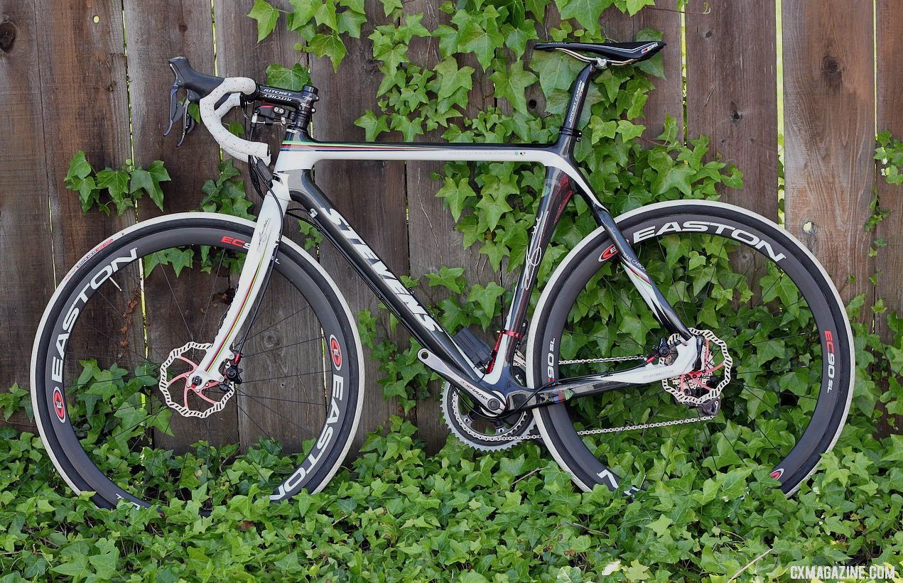 The carbon Stevens disc Shimano Di2 cyclocross bike with the TRP Brakes Parabox disc brake system. © Cyclocross Magazine