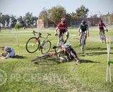 Ben Bertiger (TEAM SoCalCross) and Gareth Feldstein (Ritte CX Team) start taking evasive action. © Phil Beckman/PB Creative (pbcreative.smugmug.com)