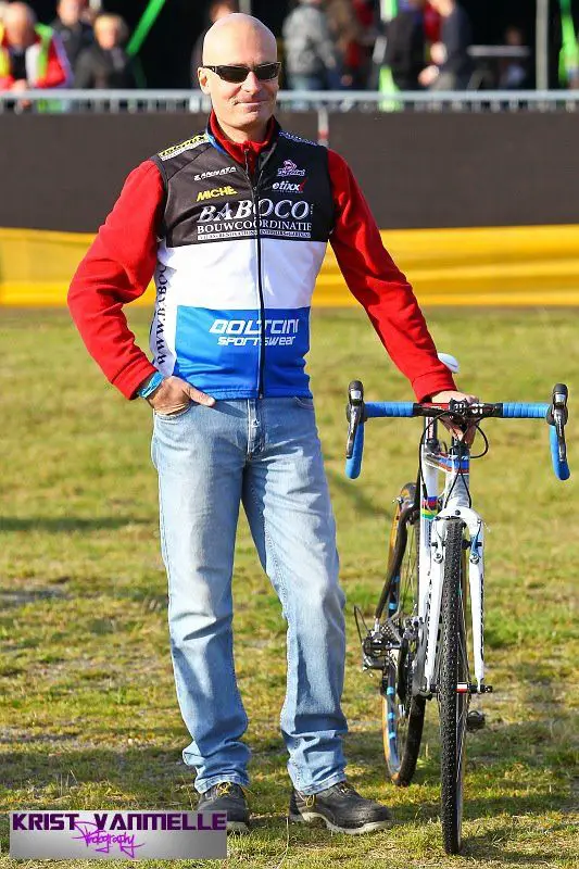 jonas-working-hard-in-the-pits-at-zonhoven-by-krist-vanmelle