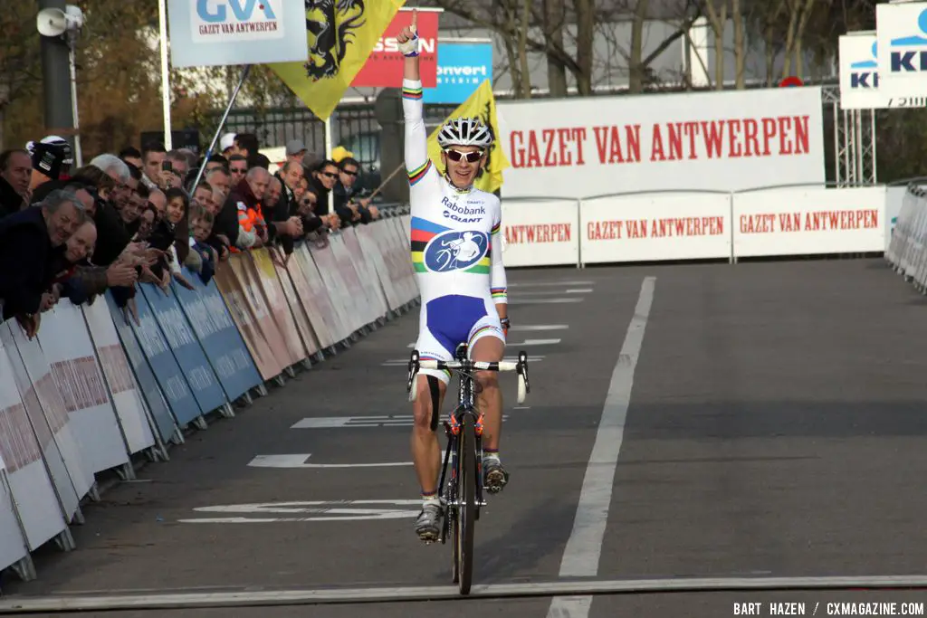 Winner Lars van der Haar. © Bart Hazen