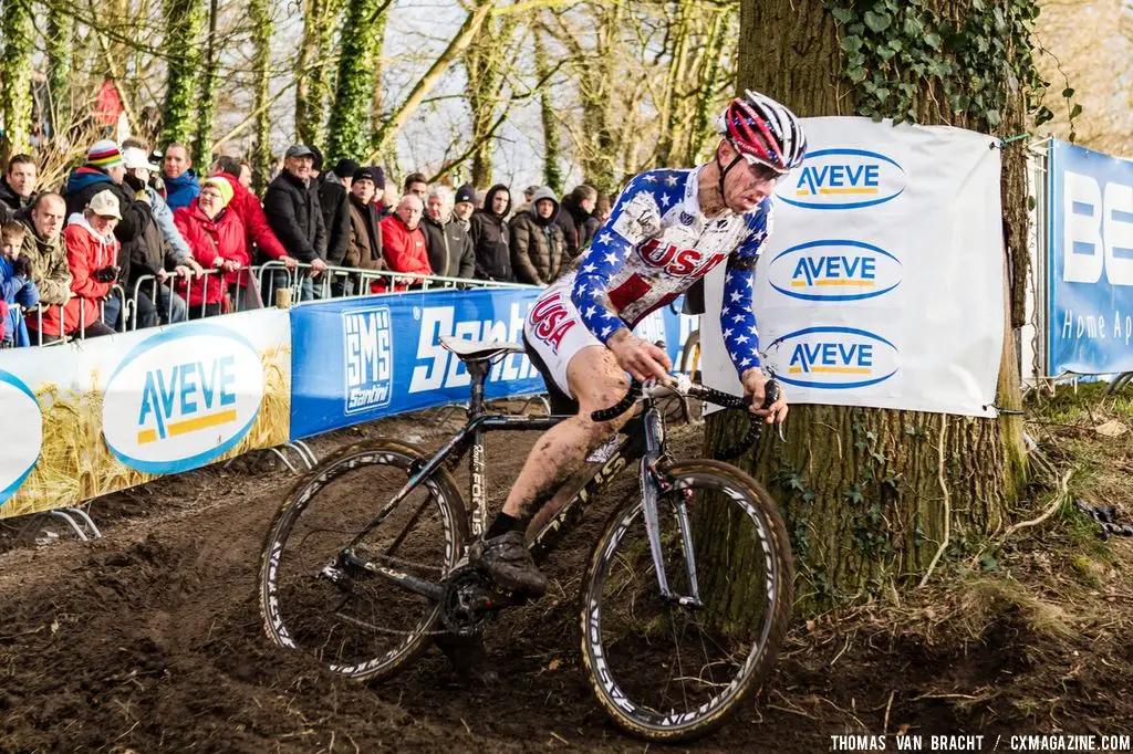 Jeremy Powers on one of the trickier parts of the course at the UCI World Championships of Cyclocross. © Thomas Van Bracht