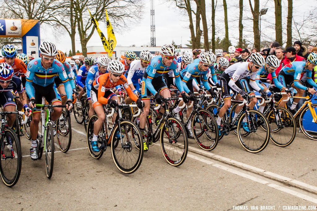 The start line at the UCI World Championships of Cyclocross. © Thomas Van Bracht