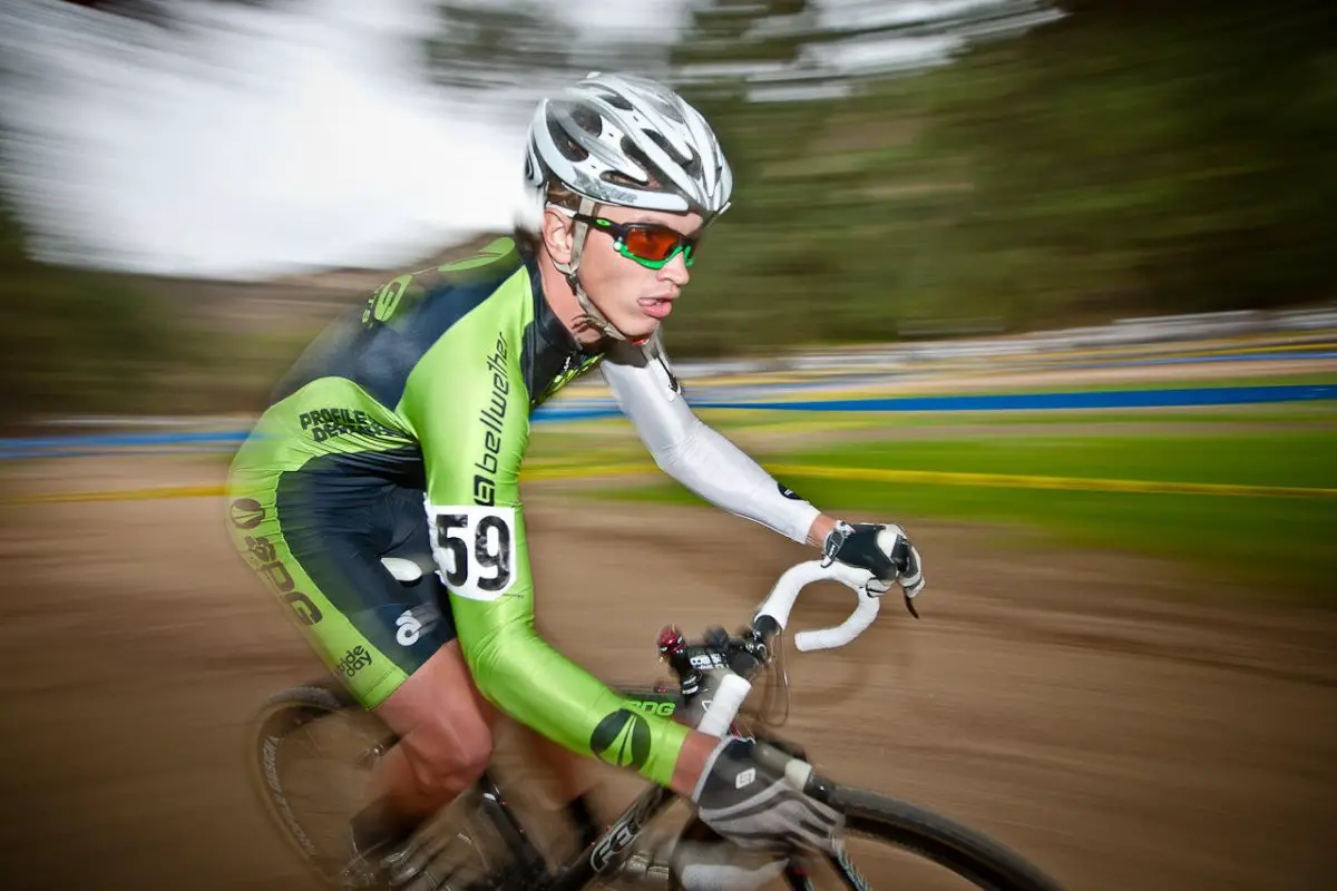 Anton Petrov ( SDG Factory Team) flies through the turn © Danny Munson/DMunsonPhoto.com